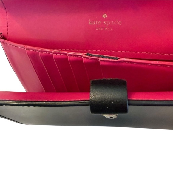 Kate Spade Magenta Black Crossbody Shoulder Wallet Purse Logo Flaw - Picture 7 of 9